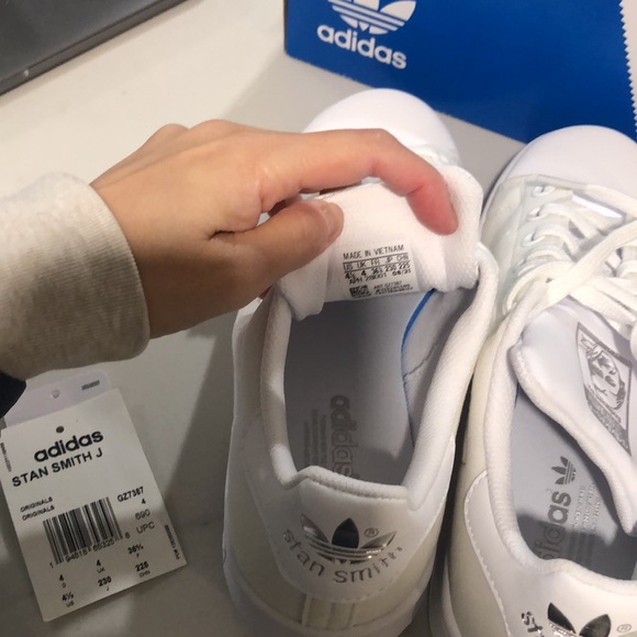 Brand new Stan Smith J - Picture 8 of 10